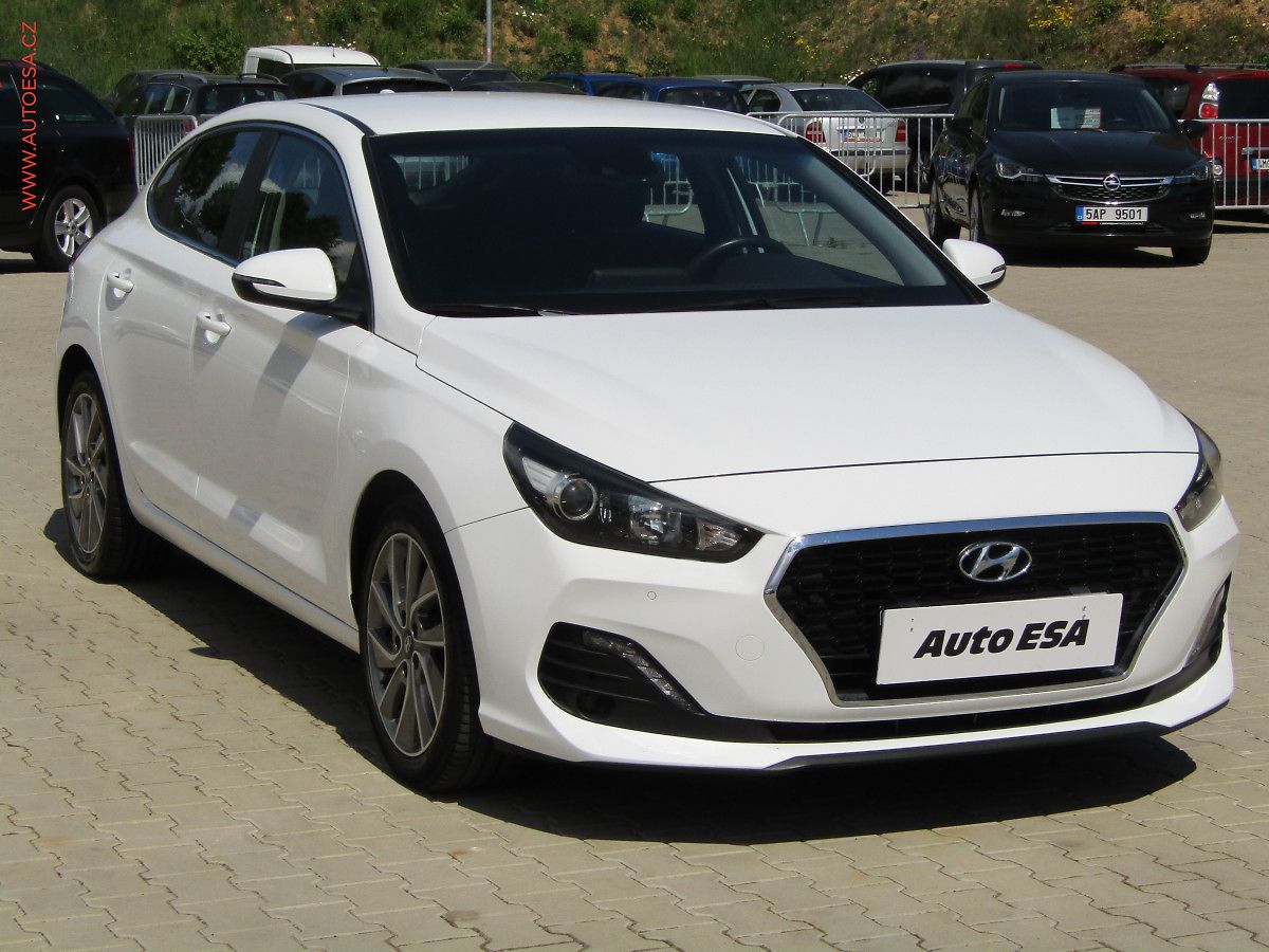 Hyundai i30 1.4T-GDI, ČR, servis.kniha