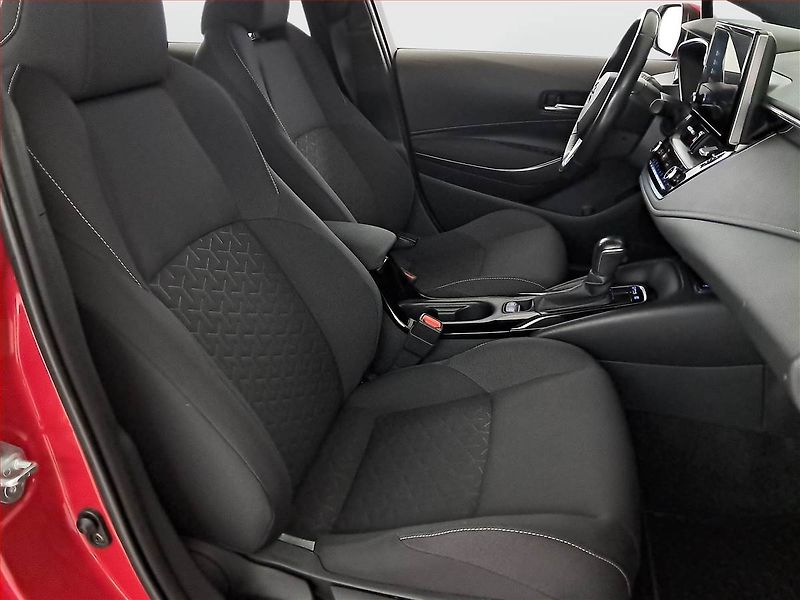 Toyota Corolla (2022) Comfort 1.8 Hybrid - fotka 9 z 22