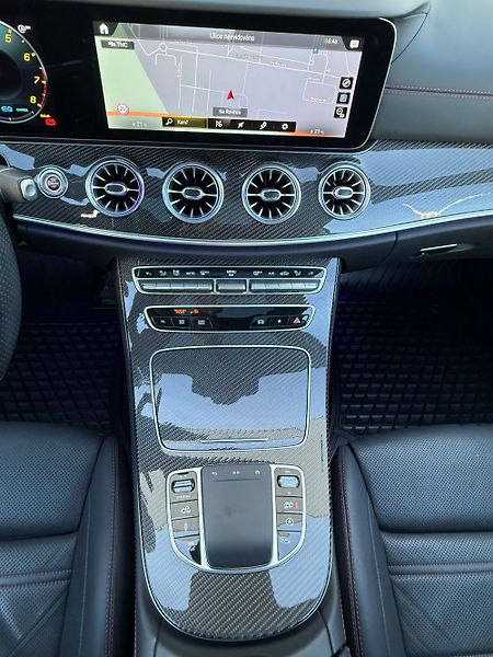 Mercedes-Benz Třídy E (2022) - fotka 20 z 91