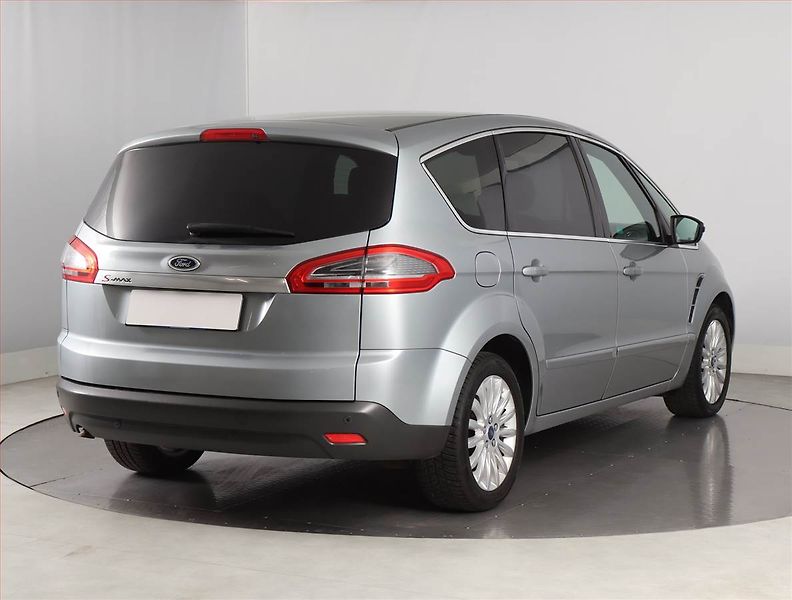 Ford S-MAX (2012) Titanium 2.0 TDCi, Automat - fotka 5 z 21