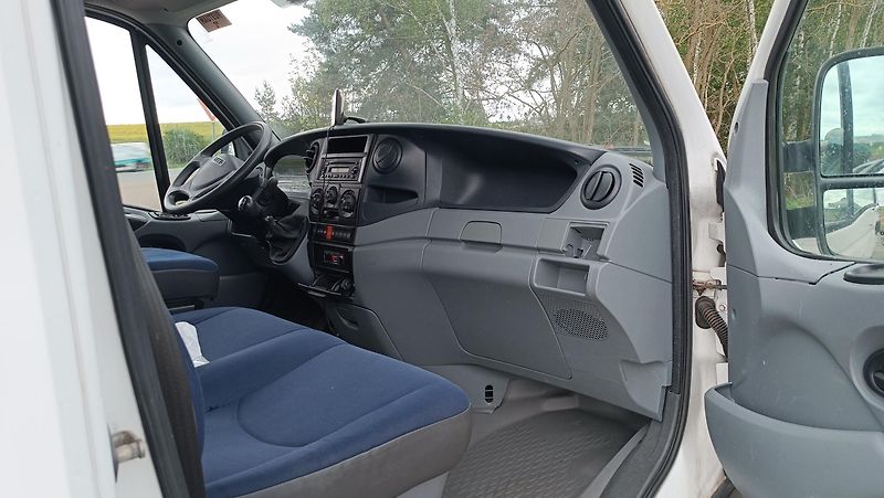 Iveco Daily 35C12 chladír. skříň + čelo  - fotka 11 z 36