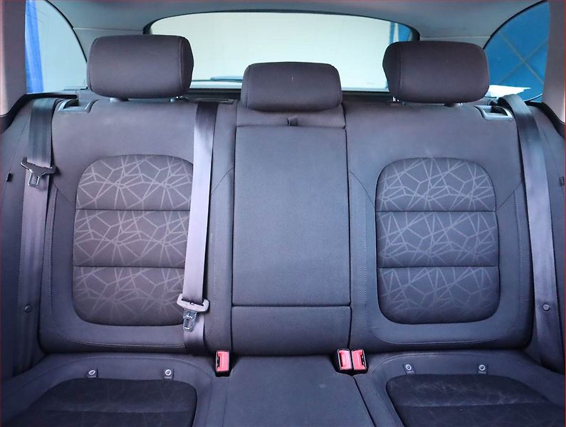 Škoda Superb (2012) 2.0 TDI, Automat, Tempomat - fotka 10 z 18