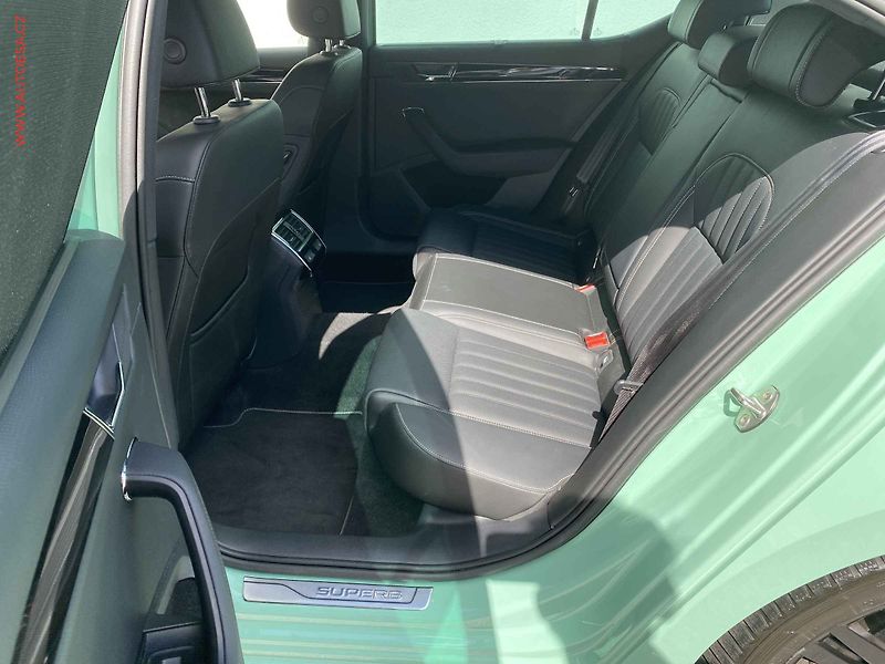 Škoda Superb (2022) 2.0TSi 4x4, 1.maj,ČR, L&K - fotka 10 z 24