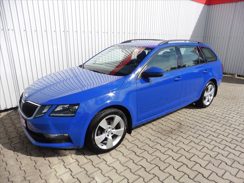Škoda Octavia III Combi 2,0 TDI Navi, Led, T - fotka 1 z 15
