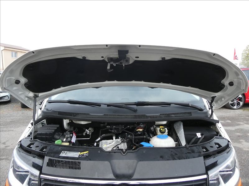 Volkswagen Multivan 2,0 TDi 110kW DSG,BULLI,1.maj. - fotka 36 z 50