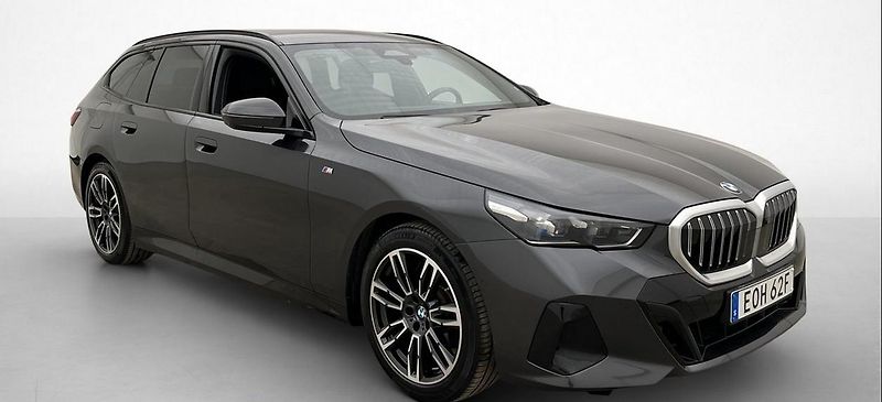 BMW Řada 5 520d AWD Touring MSport Tažné - fotka 3 z 35