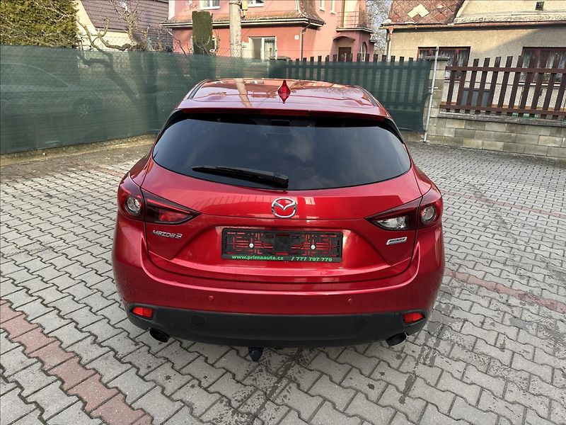 Mazda 3 2,0 G120 - fotka 4 z 22