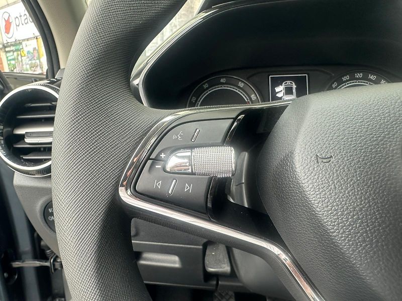 Škoda Fabia (2024) 1.0MPi, 59KW, VYHŘ. SED.,TEMP. - fotka 15 z 24