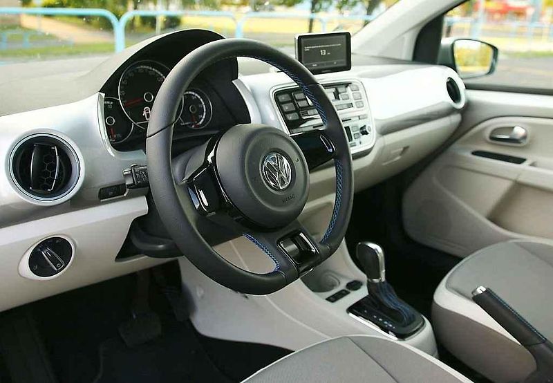 Volkswagen e-up!.