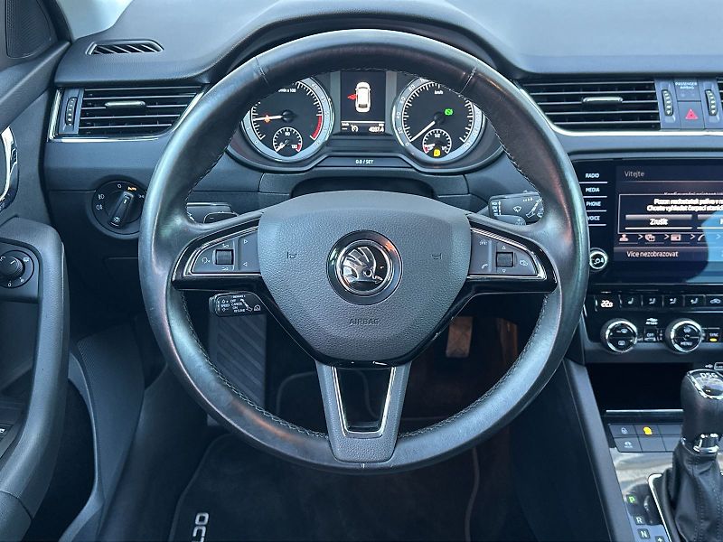Škoda Octavia (2018) Combi 2.0 TDI DSG Style + - fotka 10 z 31