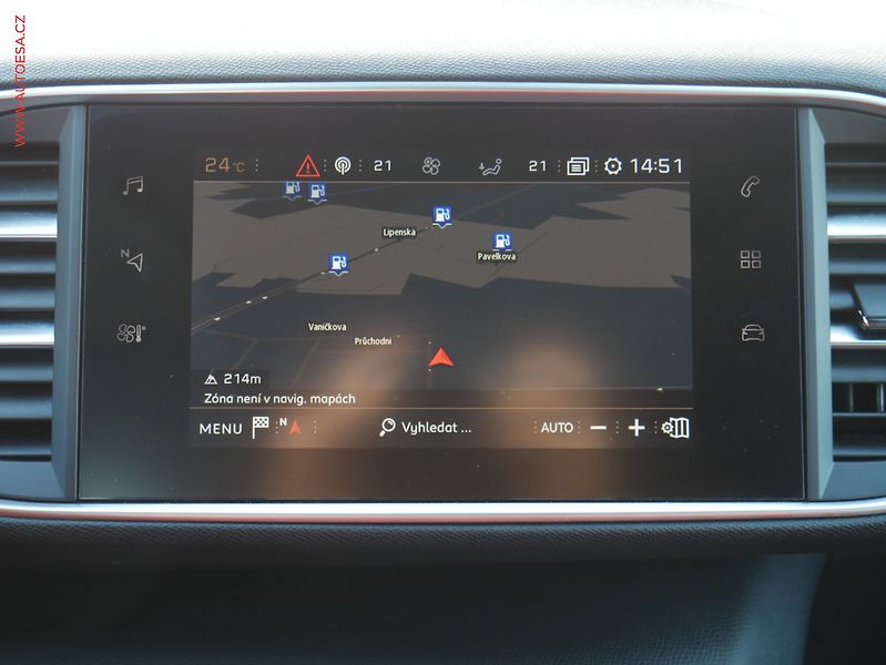 Peugeot 308 (2019) 2.0 HDi, ČR, GT, AT, navi - fotka 14 z 20