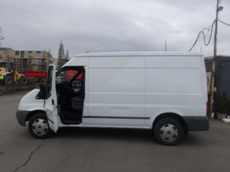 Ford Transit 2,2TDCi L2H2! 350  ČR 1.MAJ.! - fotka 10 z 26