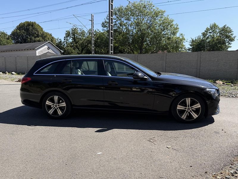 Mercedes-Benz Třídy C (2023) C220d, 4MATIC, ZÁRUKA - fotka 4 z 13