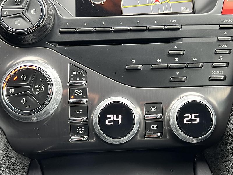 Citroën DS5 2.0HDi AUTOMAT NAVI KAMERA - fotka 21 z 43