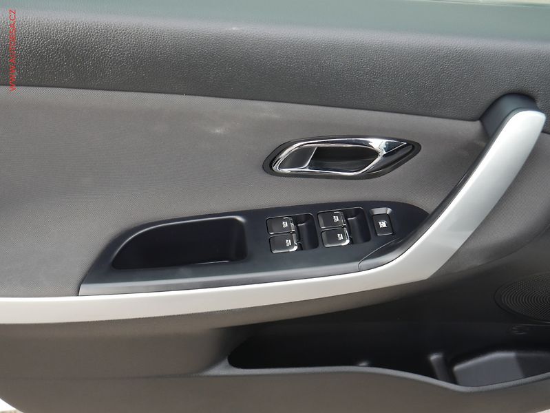 Kia Ceed (2016) 1.6 CRDi, ČR, AC, tempo, - fotka 14 z 15