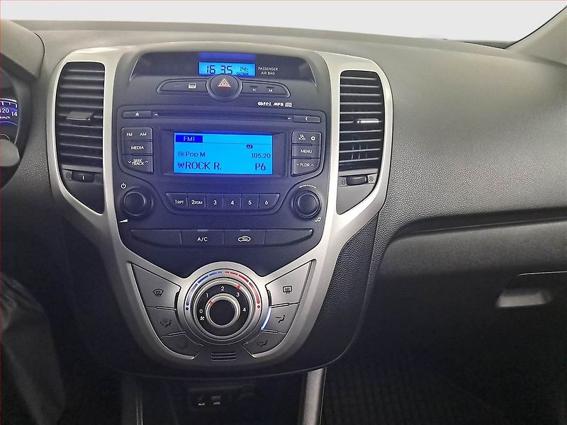 Hyundai ix20 (2016) 1.4 CVVT, Serv.kniha - fotka 12 z 14