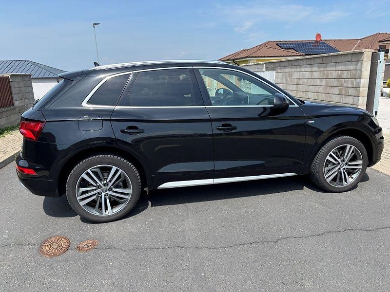 Audi Q5 (2019) 40 TDI quattro S line  - fotka 4 z 19