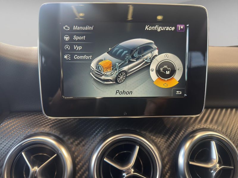 Mercedes-Benz Třídy A (2017) A 200 AMG Line - fotka 20 z 23