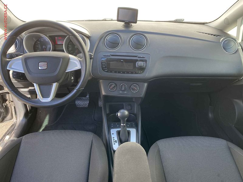 Seat Ibiza (2009) 1.6 16V, Sport, AT, bixen - fotka 8 z 18
