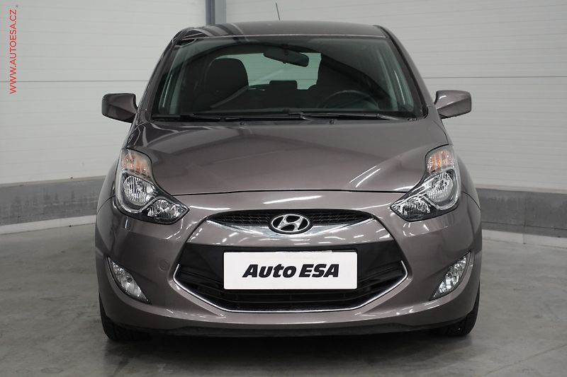 Hyundai ix20 (2011) 1.4 i, 1.maj,ČR, AC - fotka 2 z 21