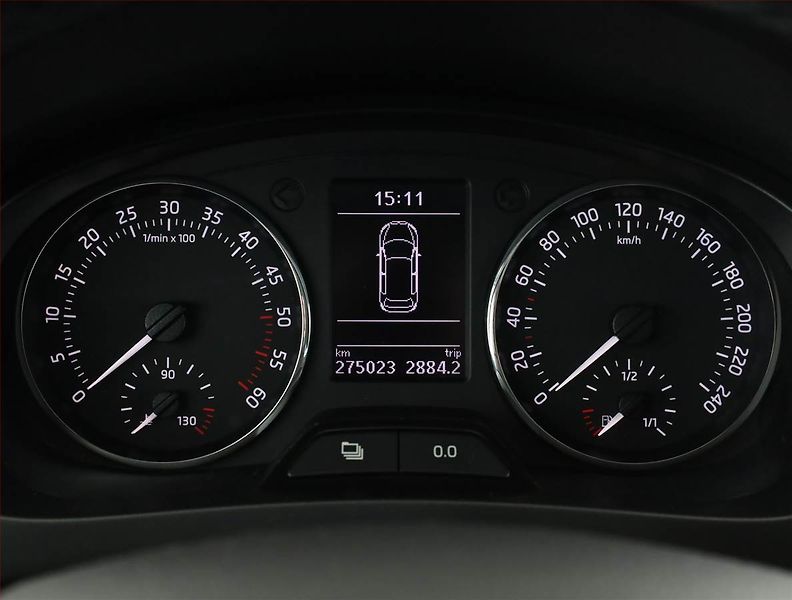 Škoda Rapid (2014) Spaceback 1.6 TDI, Navi - fotka 9 z 16