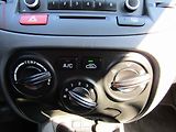 Kia Rio (2012) 1.4i, ČR, AC - náhled 16