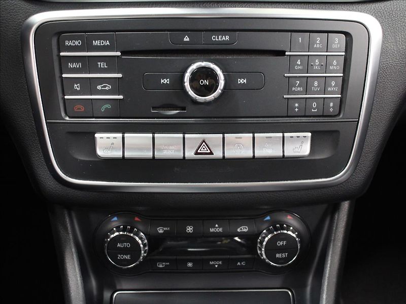 Mercedes-Benz CLA 2,1 CDI 200 4Matic AMG - fotka 26 z 37
