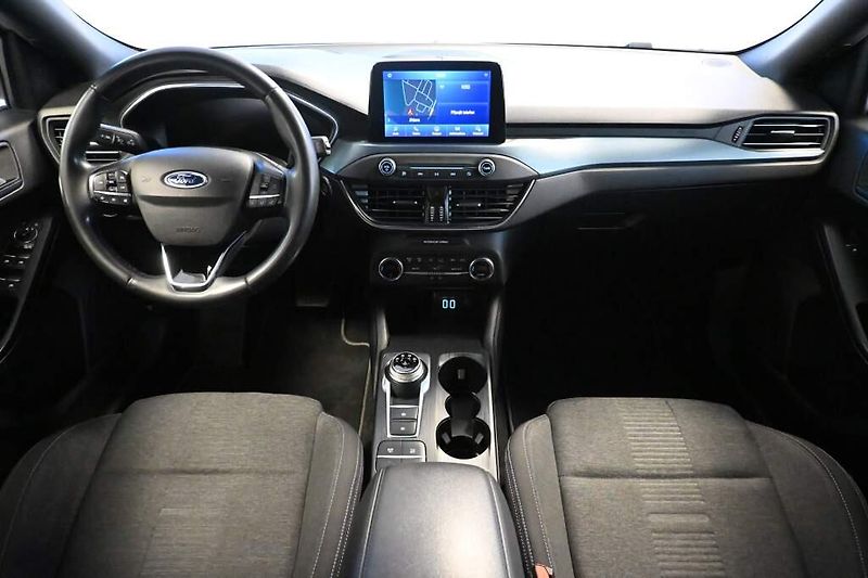 Ford Focus (2021) 1.5 ACTIVE X LED VIRTUAL Tažné - fotka 12 z 33