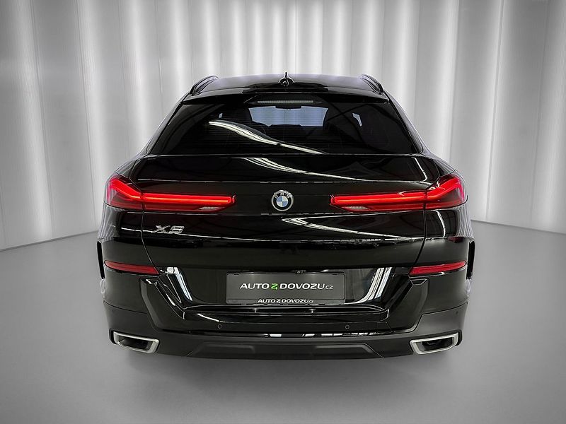BMW X6 30d xDrive INDIVIDUAL, LED, HU - fotka 6 z 31