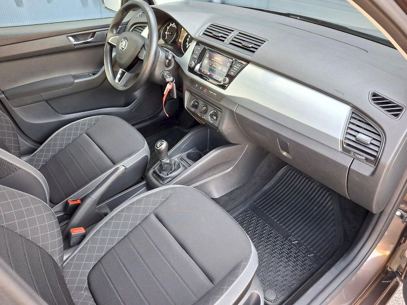 Škoda Fabia (2019) Ambition 1,0MPi 55 kW - fotka 13 z 28