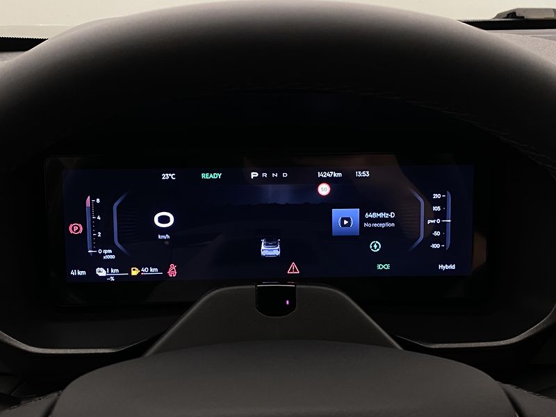 Lynk & Co 01 (2025) CORE PHEV AUT CZ 1.maj - fotka 9 z 95