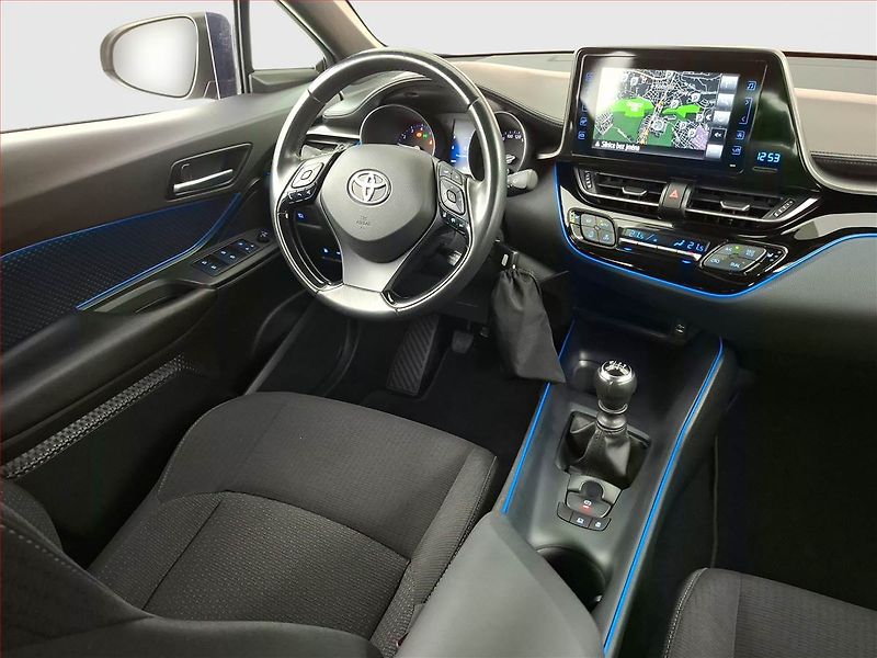 Toyota C-HR (2019) 1.2 Turbo, Navi, Tempomat - fotka 7 z 19