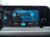 Volkswagen Golf (2021) 1.5TSi, ČR, Life, LED, park - náhled 14
