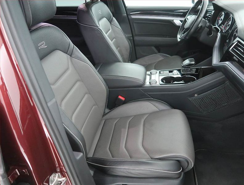 Volkswagen Touareg (2022) 3.0 TDI - fotka 9 z 24