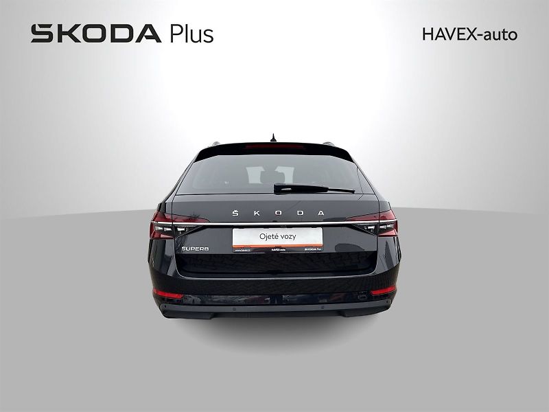 Škoda Superb (2022) Combi 2.0 TDI DSG Style - fotka 35 z 36