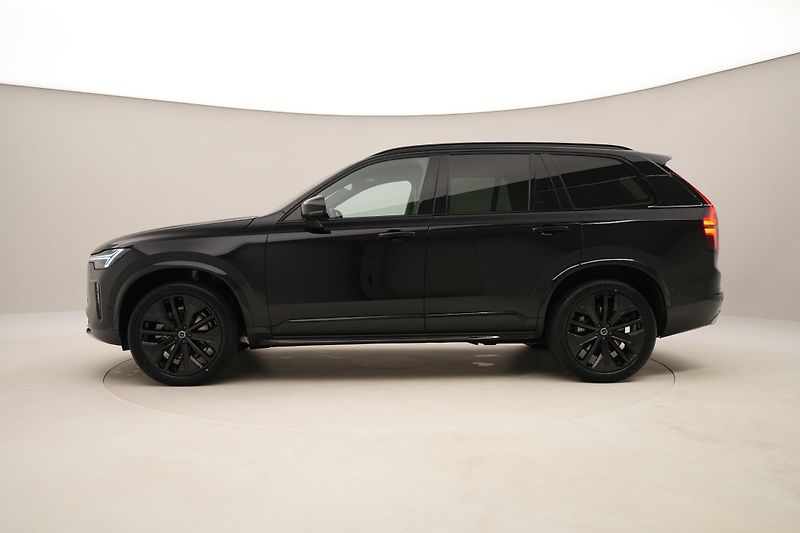 Volvo XC90 (2026) B5 AWD AUT BLACK EDITION PLUS  - fotka 9 z 73