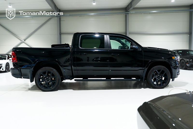 RAM 1500 (2025) Larami Night RAMBOX, 2025 v ČR - fotka 4 z 28