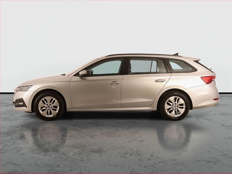 Škoda Octavia (2022) Ambition 2.0 TDI, ČR,1.maj - fotka 3 z 24