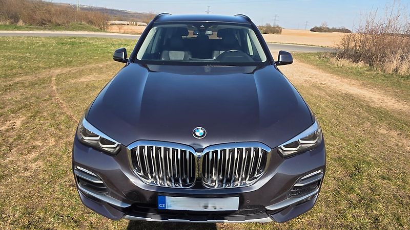 BMW X5 (2019) 3.0 /195kW - fotka 6 z 20