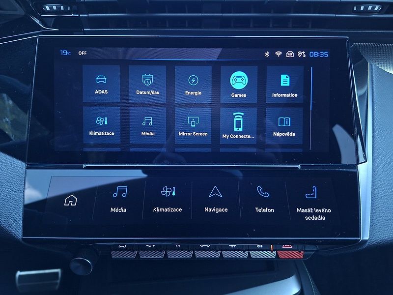 Peugeot 408 GT Plug-in HYBRID 225k e-EAT8 - fotka 22 z 32