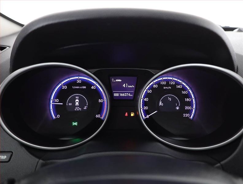 Hyundai ix35 (2012) 2.0 CRDi, Tempomat - fotka 9 z 14