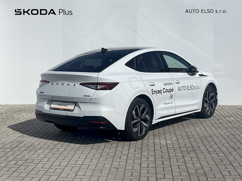 Škoda Enyaq (2026) Sportline 85 82kWh / 210 kW - fotka 2 z 30