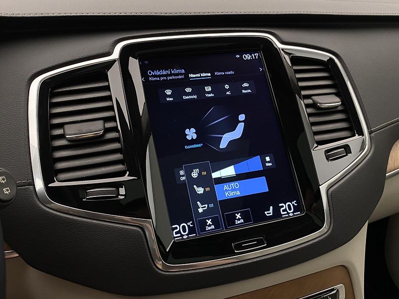 Volvo XC90 D5 AWD INSCRIPTION REZERVACE - fotka 47 z 56