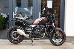 Royal Enfield (2026) Guerrilla 450 Apex Black - fotografie inzerátu