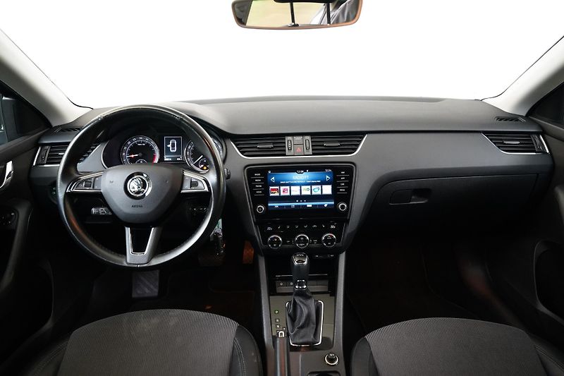 Škoda Octavia - fotka 5 z 25