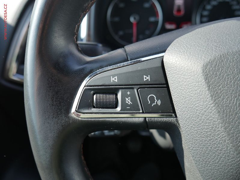 Seat Ateca (2019) 1.6 TDi, 1.maj,ČR, Xcellence - fotka 12 z 26