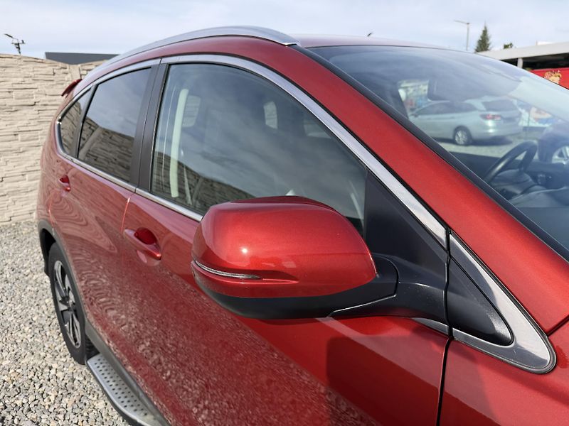 Honda CR-V 1.6CT-Di 4x4 160PS ČR 145TKM!! - fotka 61 z 159