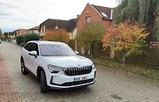 Na výběr je z několika benzinových a naftových motorizací, k dispozici je i PHEV.
