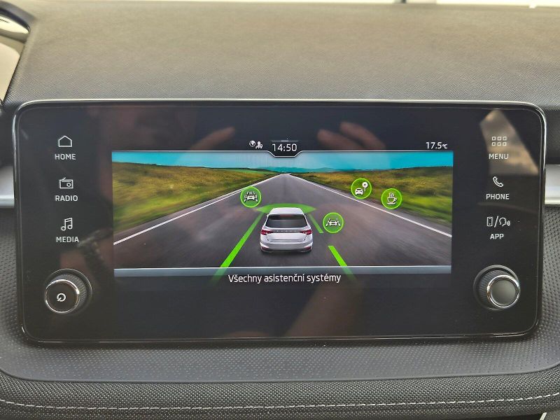 Škoda Fabia (2025) Top Selection 1.0TSi 85kW 6°ma - fotka 22 z 27