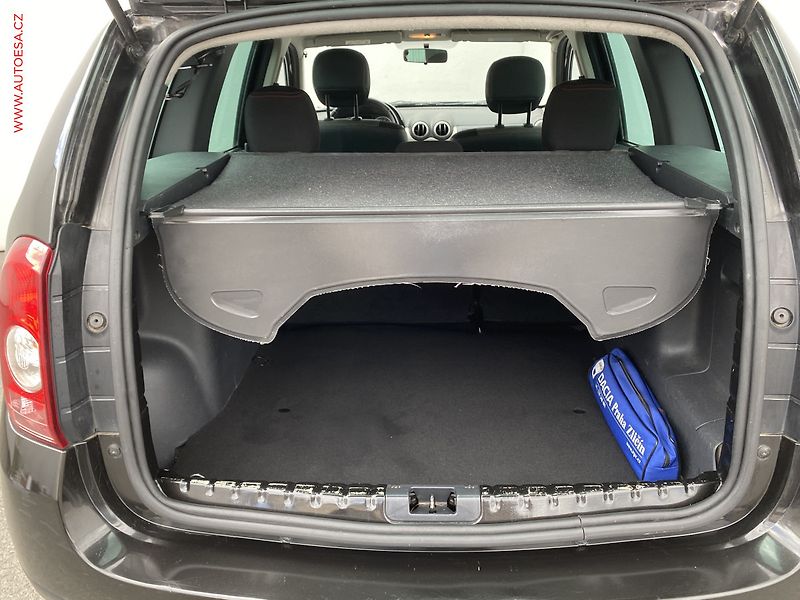 Dacia Duster (2013) 1.6 i, ČR, AC - fotka 7 z 13